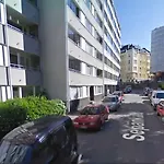 Apartment Luxhousing With Park View